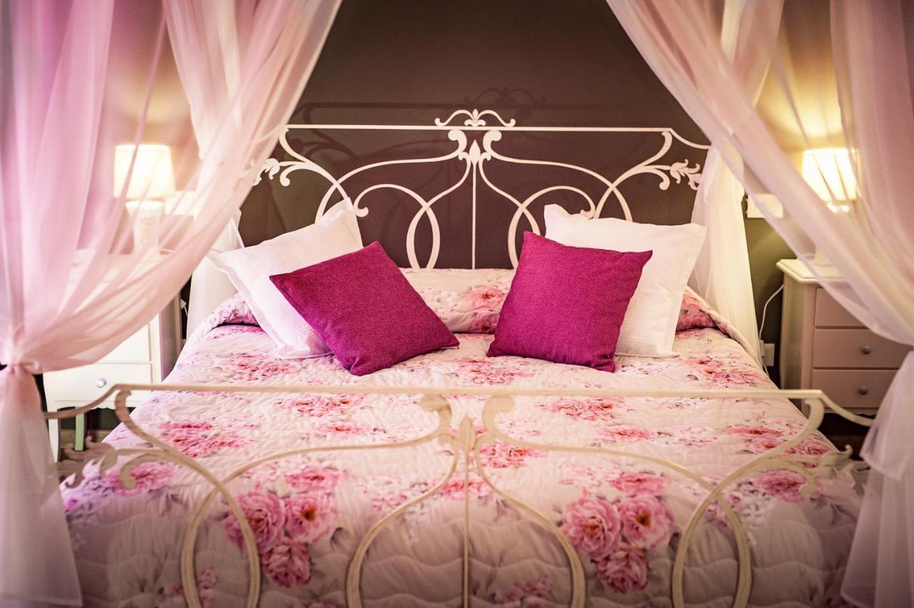 Bed and Breakfast La Rocchetta Valeggio sul Mincio Exterior foto